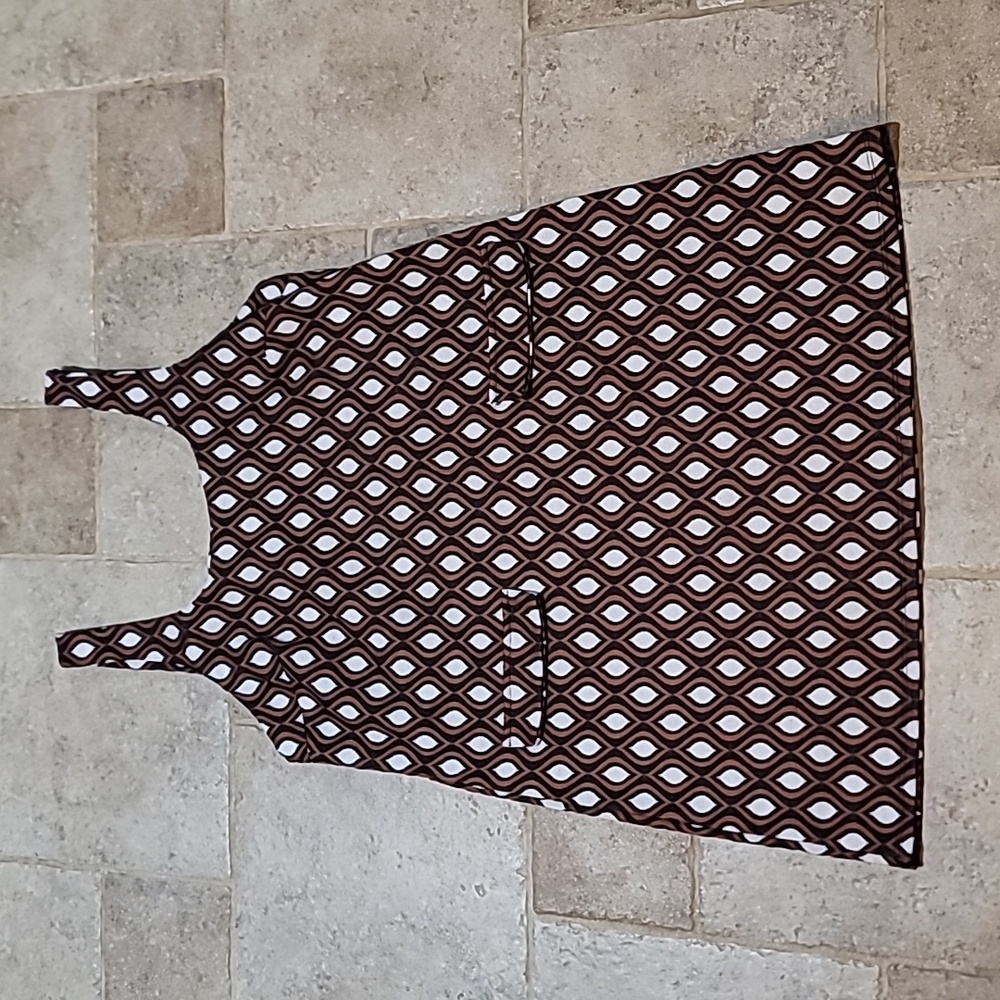 Eclipse Medium Sleeveless Retro Print Jumper With Flap Pockets